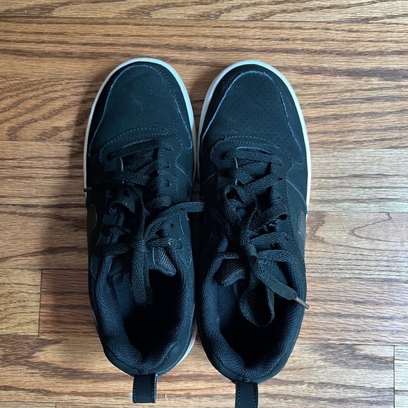 Nike Women’s Court Borough Low Black Trainers - Picture 4 of 9